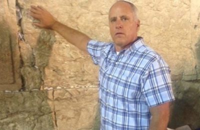 Colorado Springs Police Chief Peter Carey visits the Western Wall during his trip to Israel.