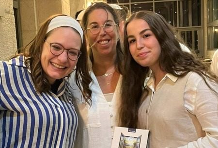L-r: Sivan Rahav Meir, Meira Berger, Agam Berger.