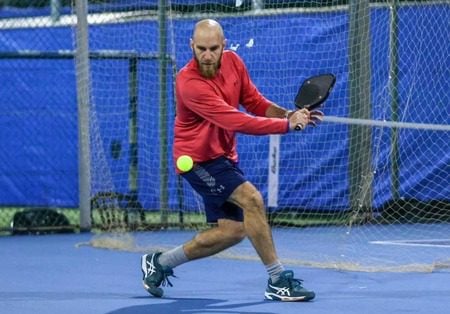 Israel’s national pickleball champion, Adam Bachman, in action. (Tabibinho Photography)