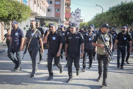 Hamas terrorists in Khan Yunis, the southern Gaza Strip. Oct. 13, 2025. (Abed Rahim Khatib/Flash90)